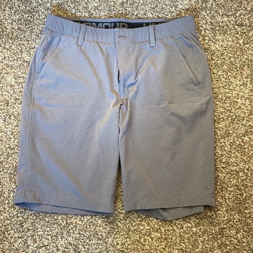 Grey under armour golf shorts